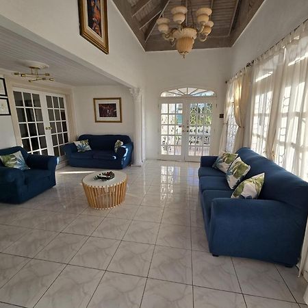 Paradise Palms Jamaica Vacation Rental モンテゴ・ベイ エクステリア 写真