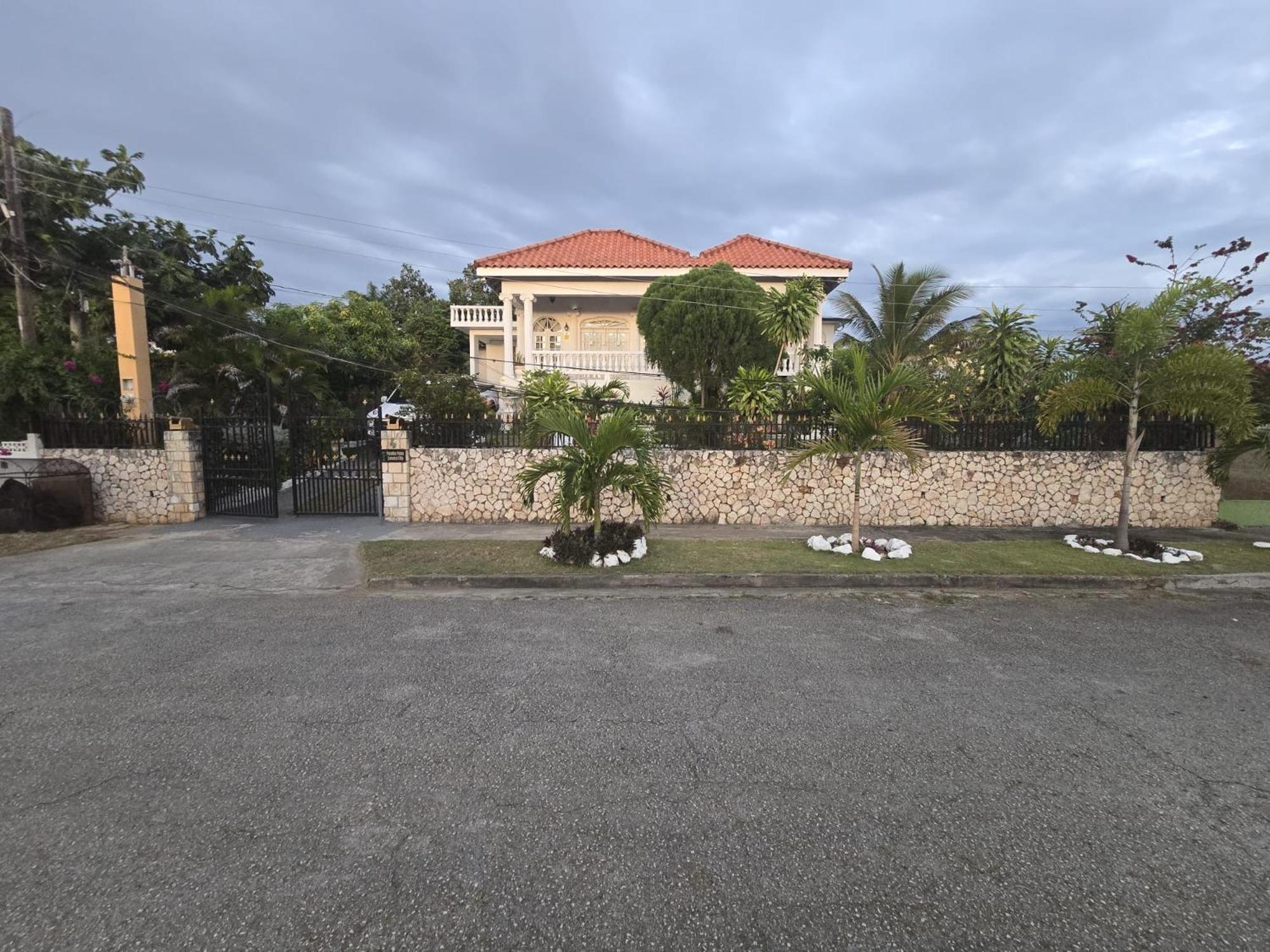 Paradise Palms Jamaica Vacation Rental モンテゴ・ベイ エクステリア 写真