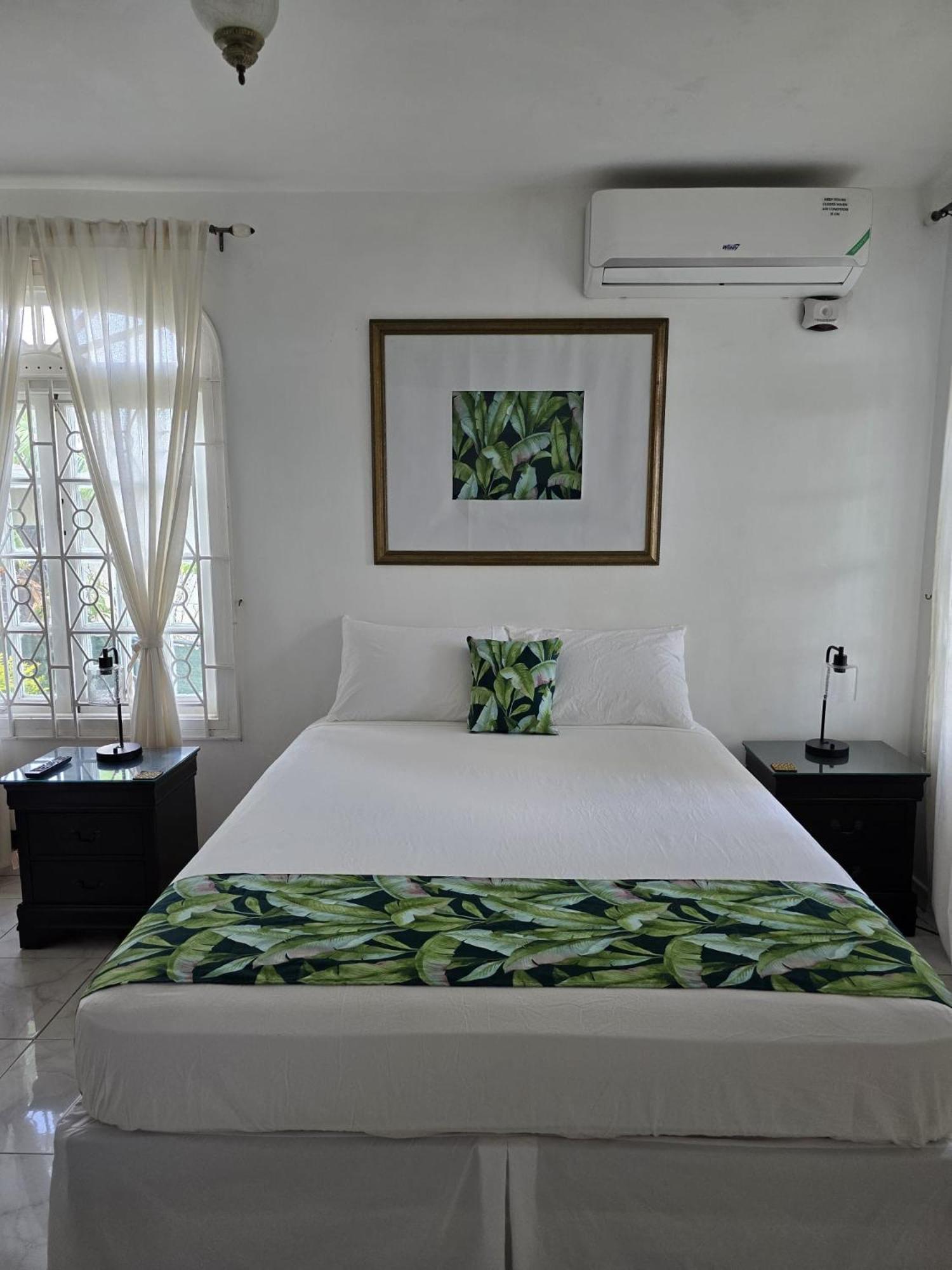 Paradise Palms Jamaica Vacation Rental モンテゴ・ベイ エクステリア 写真