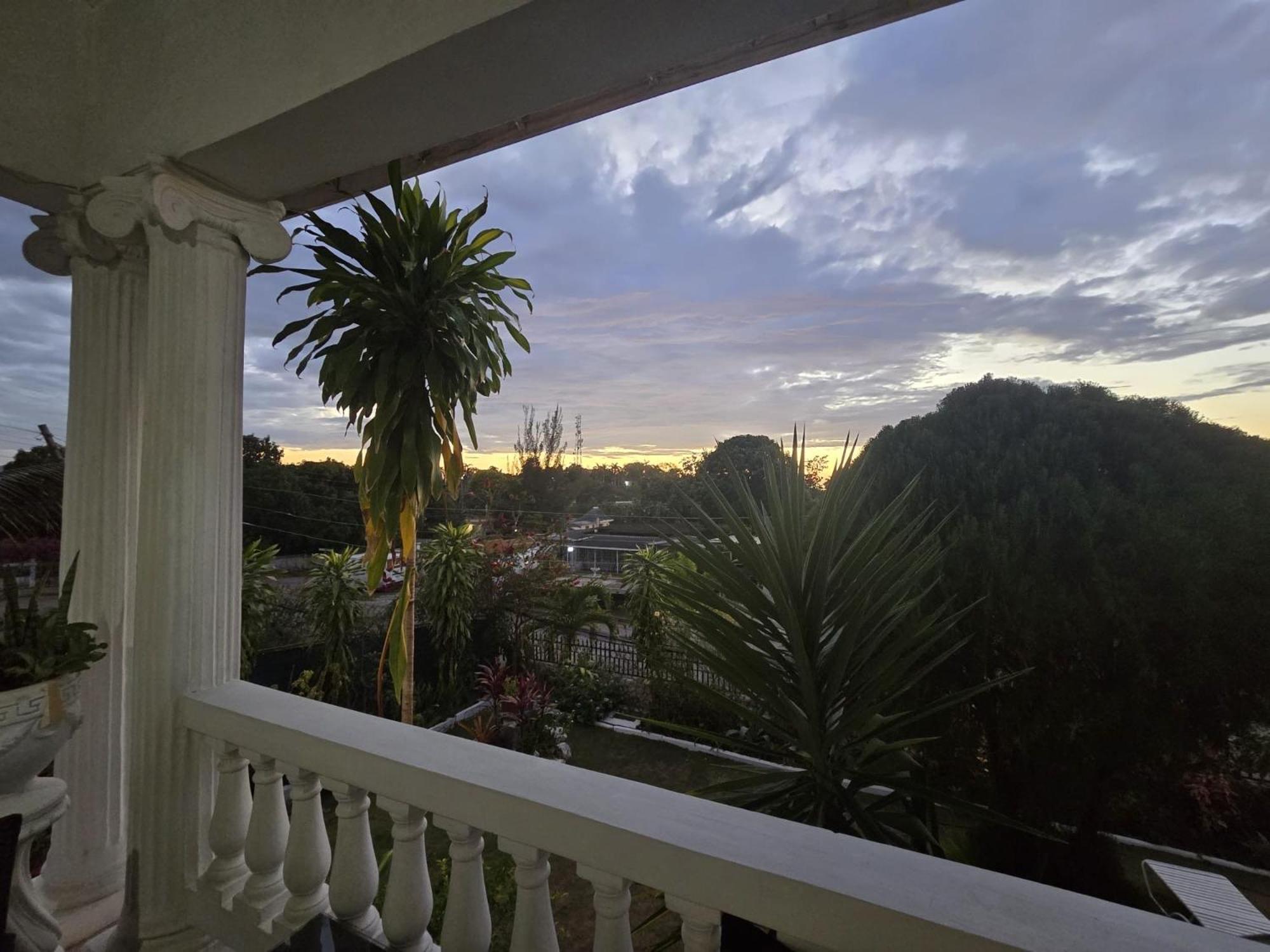 Paradise Palms Jamaica Vacation Rental モンテゴ・ベイ エクステリア 写真